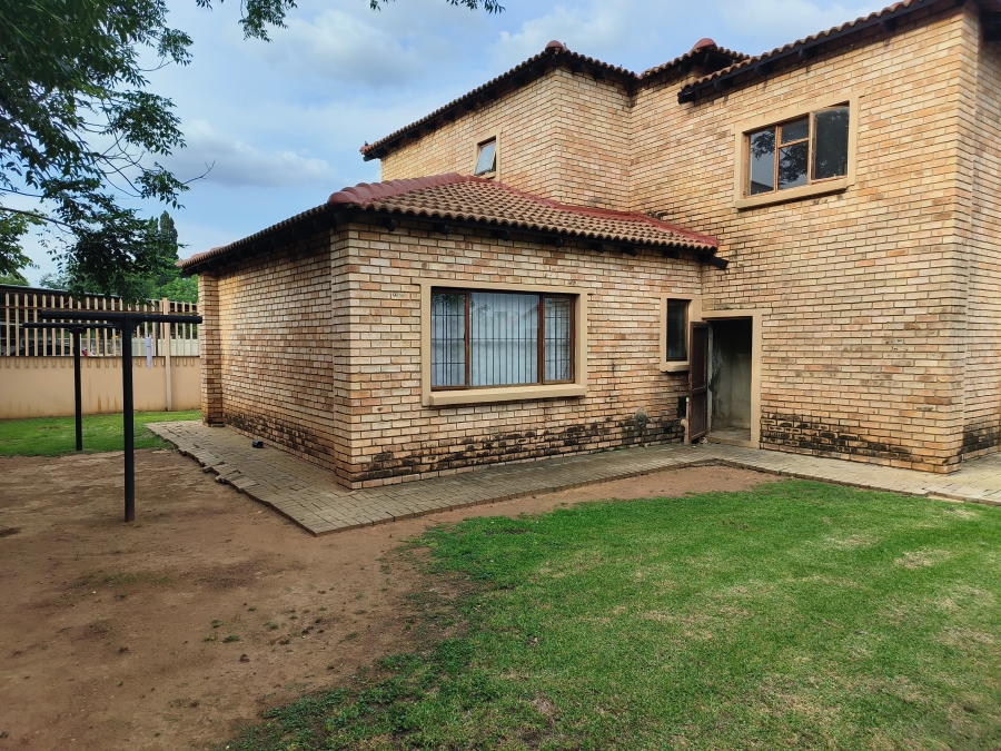 2 Bedroom Property for Sale in Die Bult North West